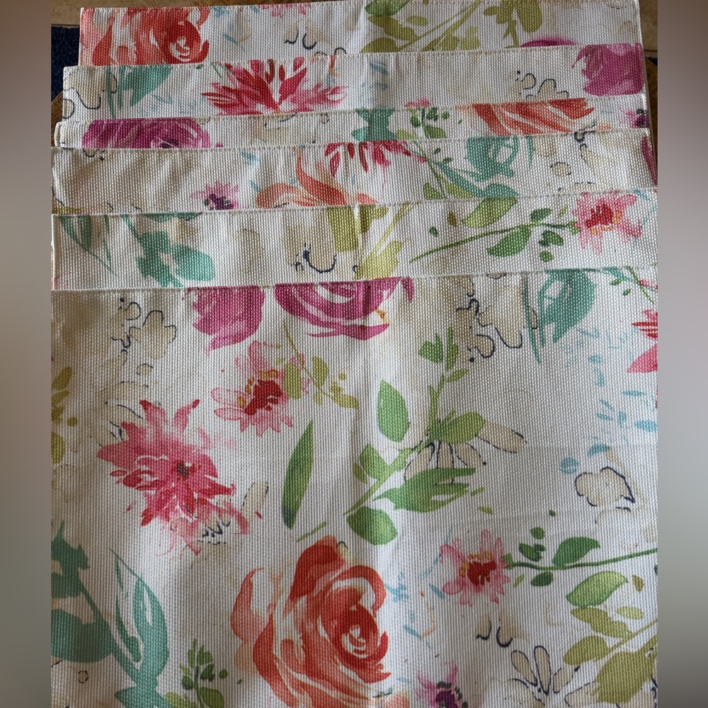Set of 6 Spring Floral Town & Country Dining Placemats, NWOT